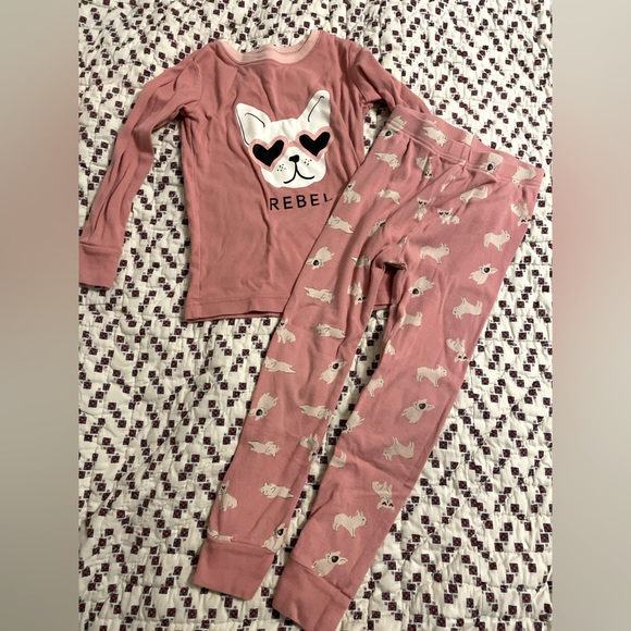 Cute puppy pjs  guc - Picture 1 of 1